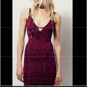 Intimately stretch floral mini dress small